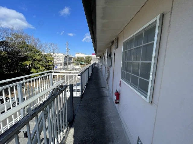 ２階共用廊下