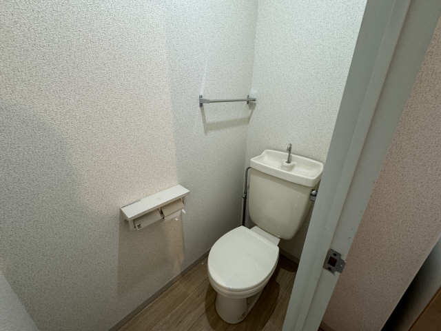 シャトーＡ 1階 WC