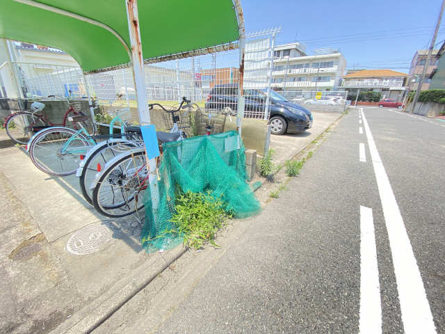 ごみ置き場