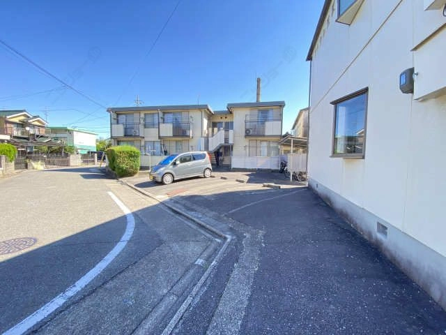 駐車場(B棟)