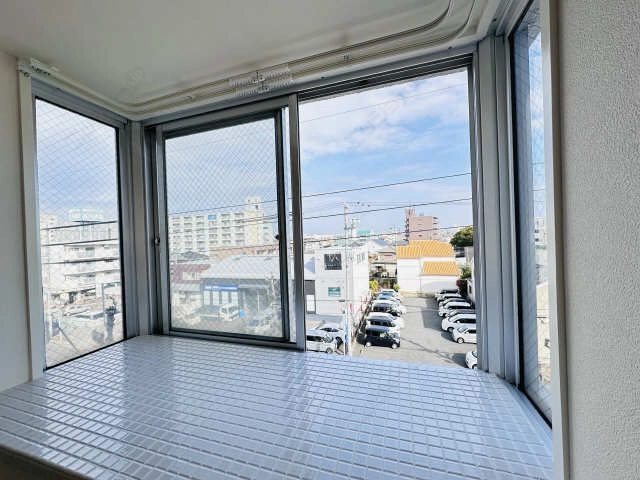 キッチン東側窓の眺望