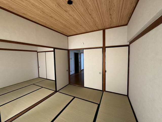 東和室
