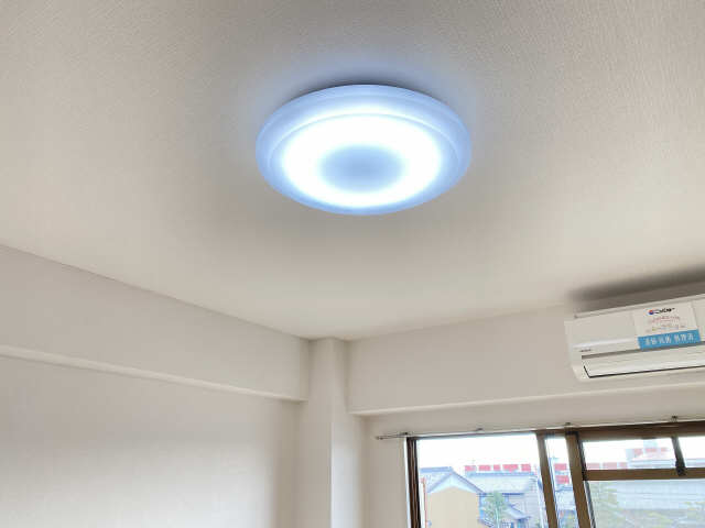 居室照明器具