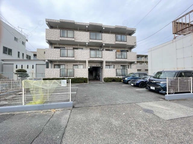 駐車場入り口