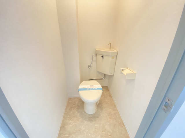 レジデンス入場 4階 WC