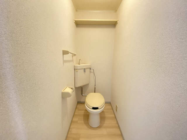 プチハウスタケダ 2階 WC