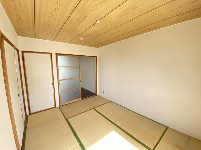 プチハウスタケダ 2階 和室２