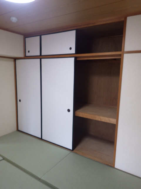 和室押入れ