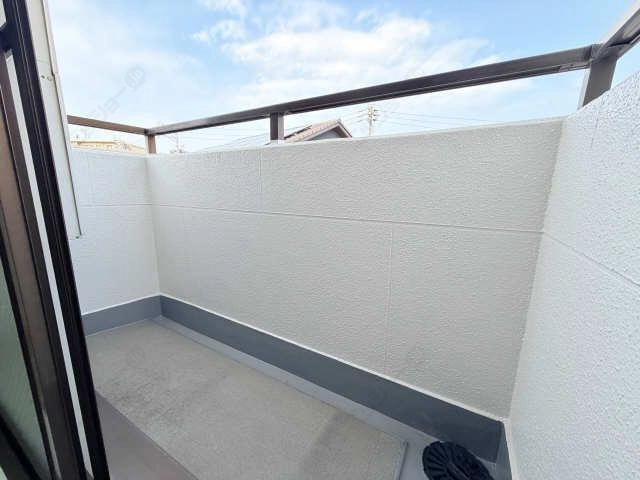 北側洋室バルコニー