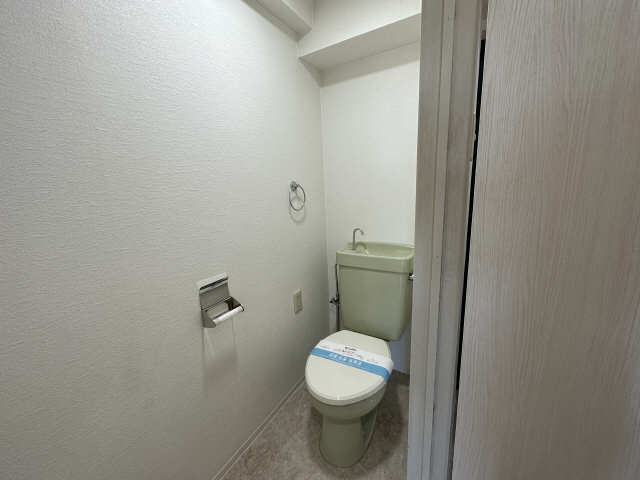 パークサイドシャトル 2階 WC