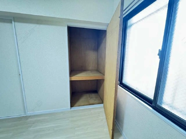 洋室（北）の収納