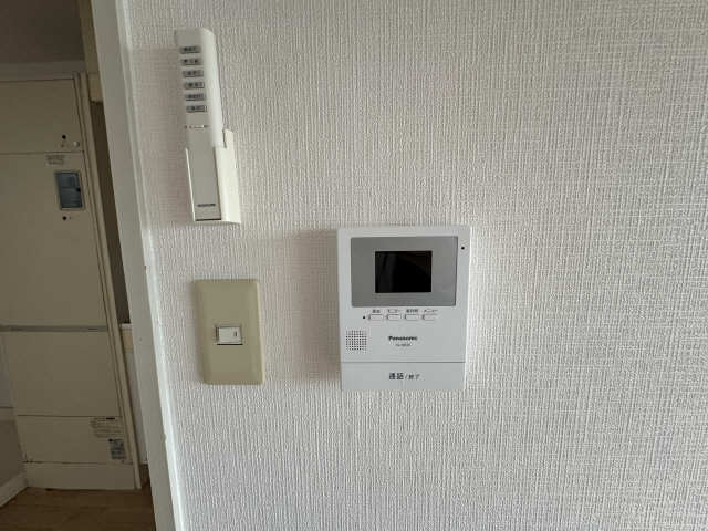 モニター付きインターホン