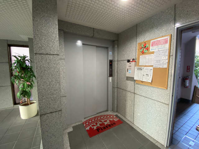 エレベーター