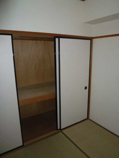 和室押入れ