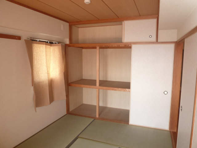 和室収納