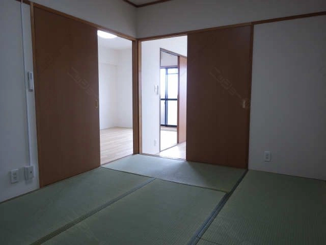 和室‐２