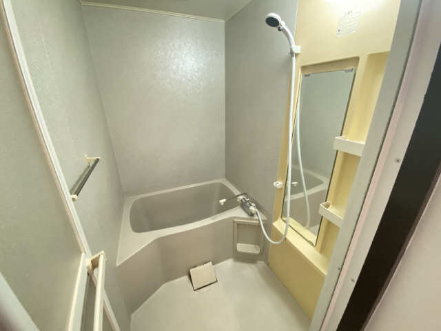 アンジェロ・パティオ 2階 浴室