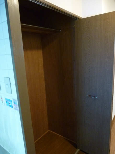 通路収納