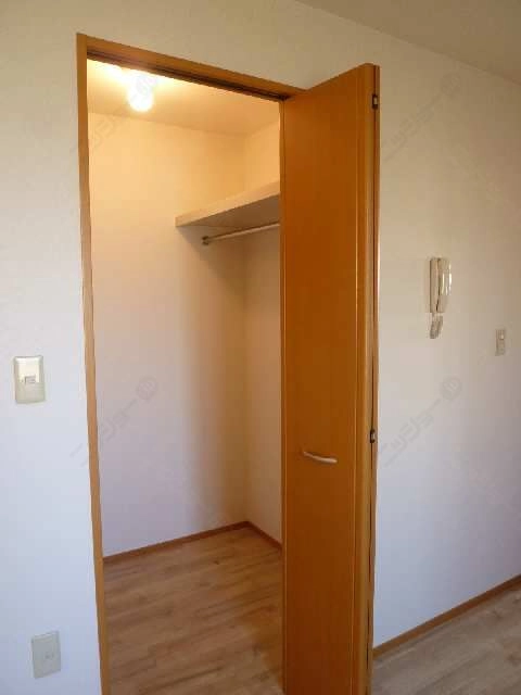 ｳｫｰｸｲﾝｸﾛｰｾﾞｯﾄ