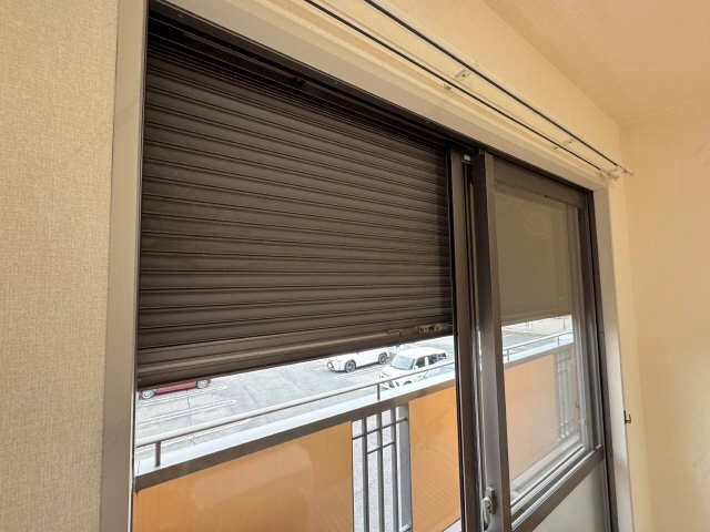 シャッター雨戸