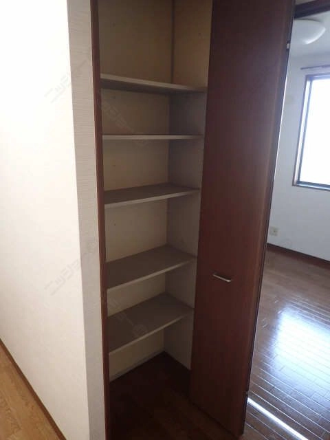 リビング‐収納
