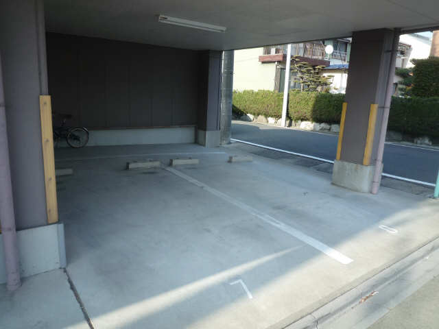 駐車場③