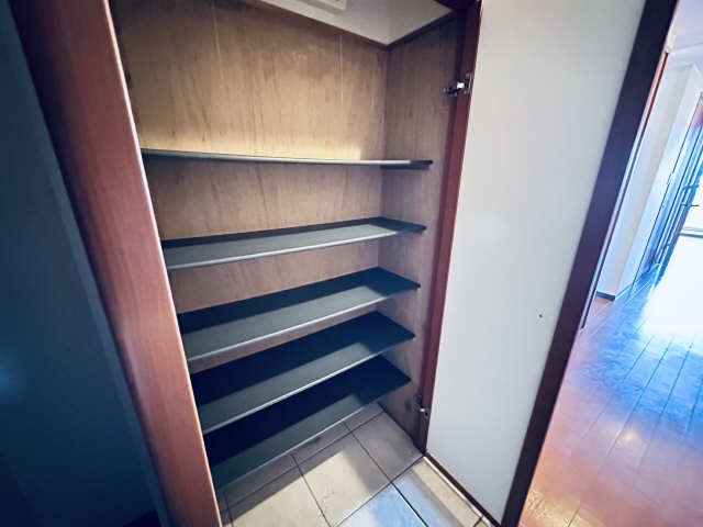 シューズBOX