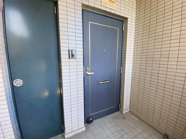 玄関ドア
