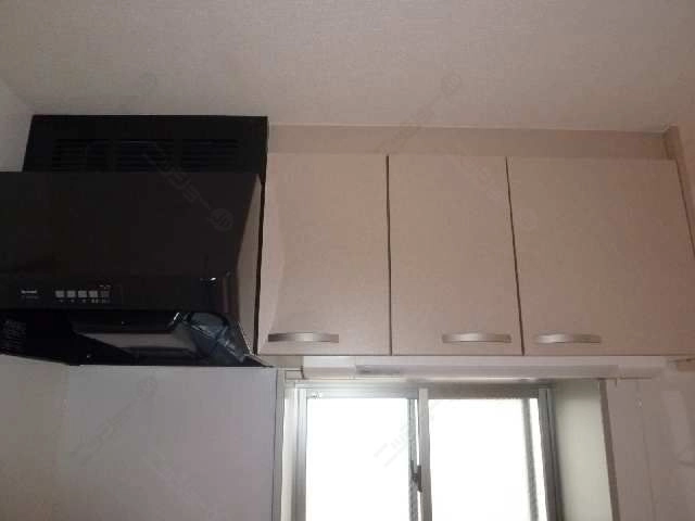 キッチン収納棚