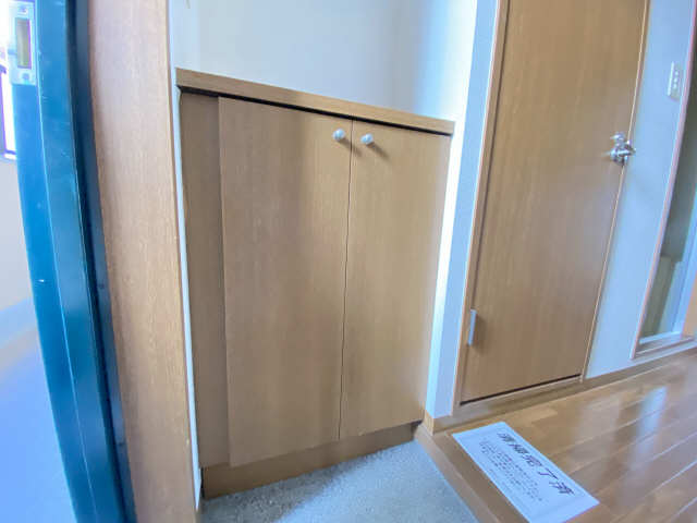 シューズBOX