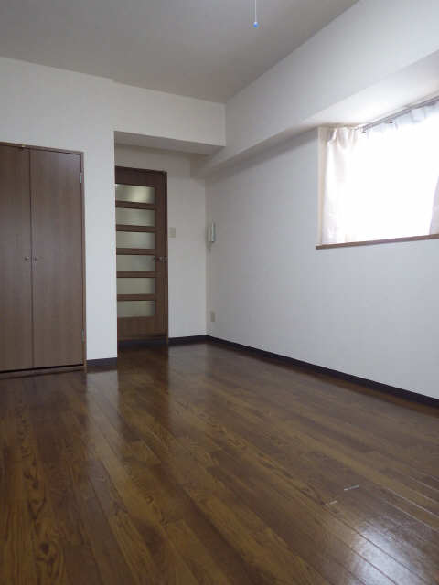 室内２