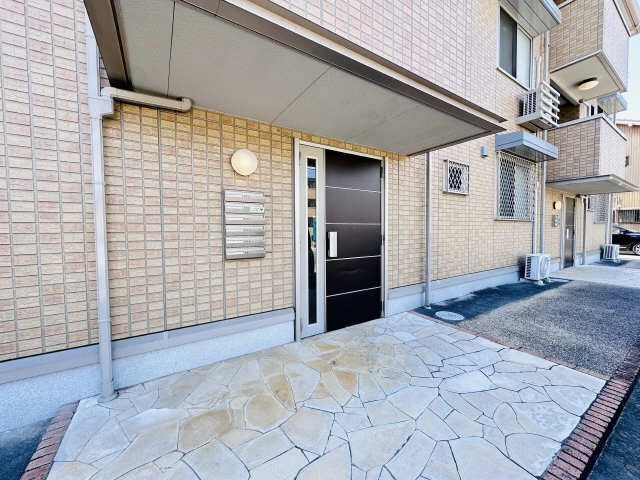 1号室2号室エントランス