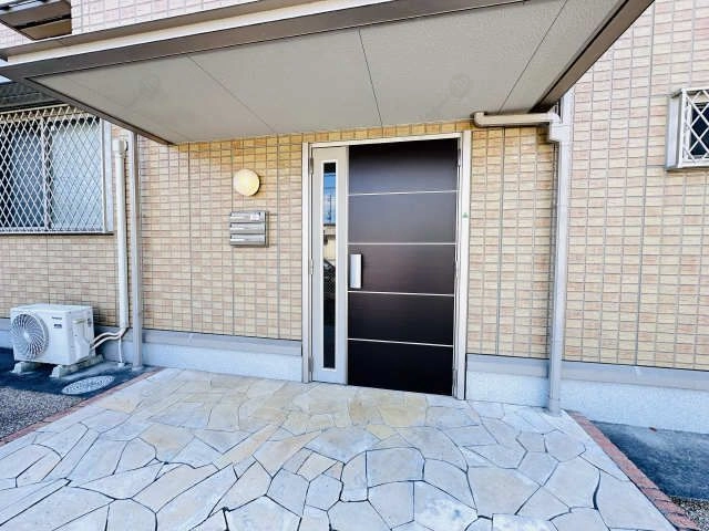 3号室エントランス