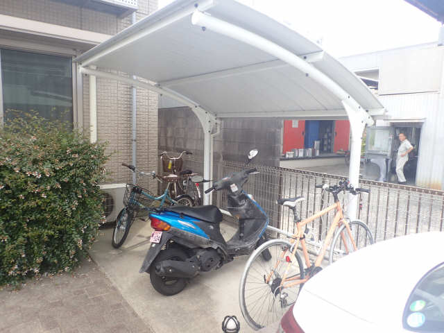 駐輪場‐２