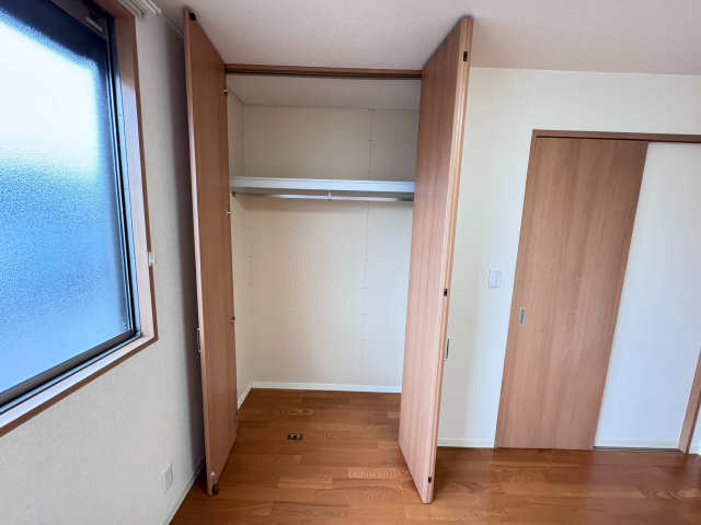 洋室収納