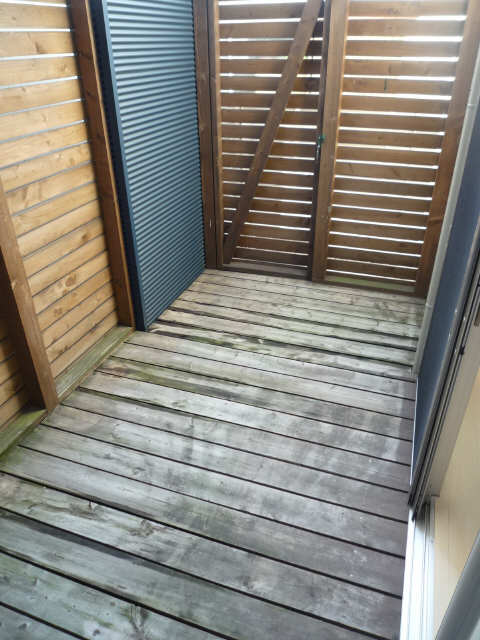 ウッドデッキ