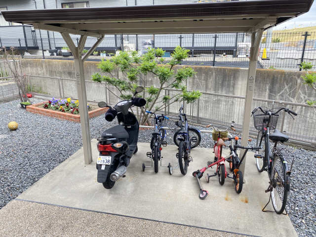 駐輪場