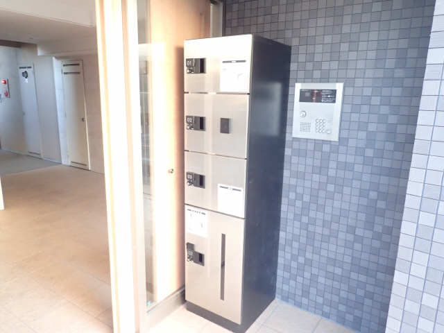 宅配ボックス