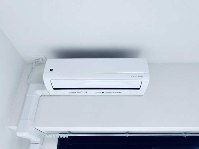 ベランダ側洋室エアコン