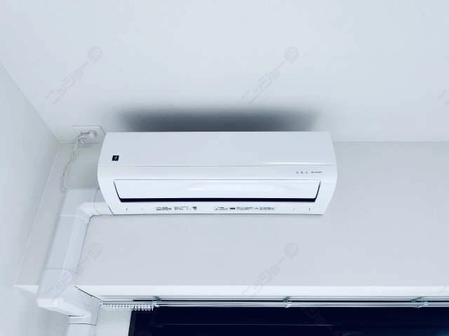 ベランダ側洋室エアコン