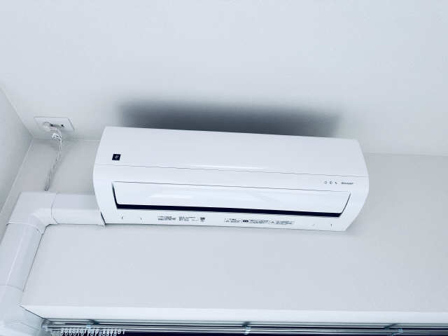 リビングベランダ側エアコン