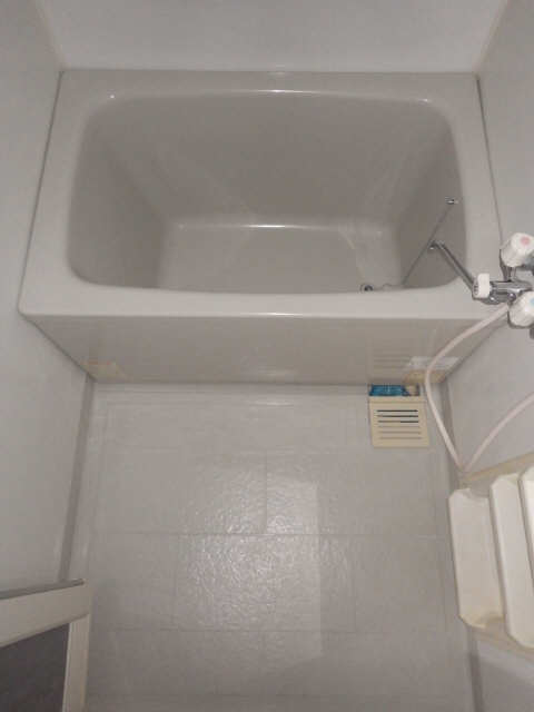グレーシア細米 1階 浴室