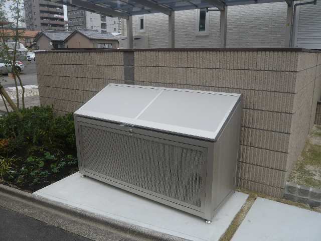 ゴミストッカー