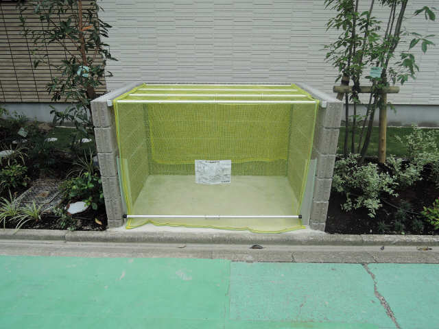 ゴミ捨て場