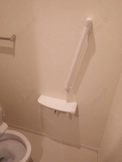 トイレ手すり