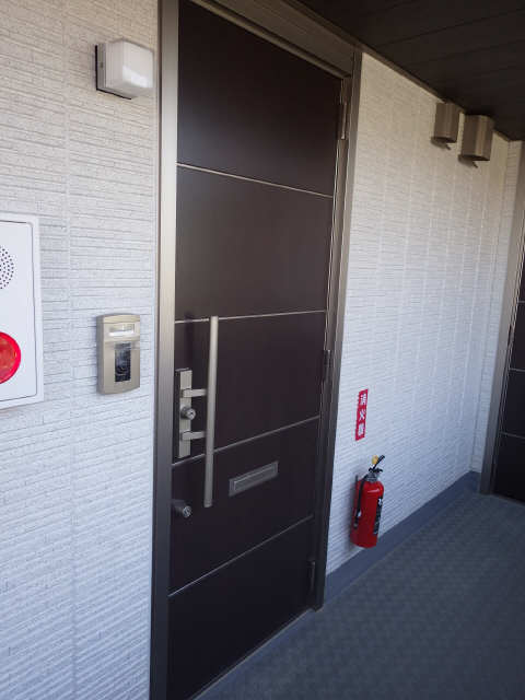 玄関ドア