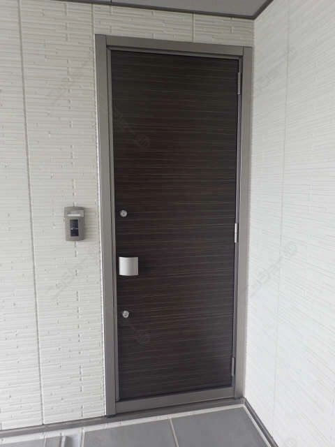 玄関ドア