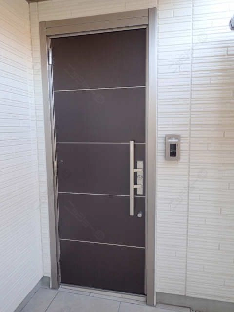 玄関ドア