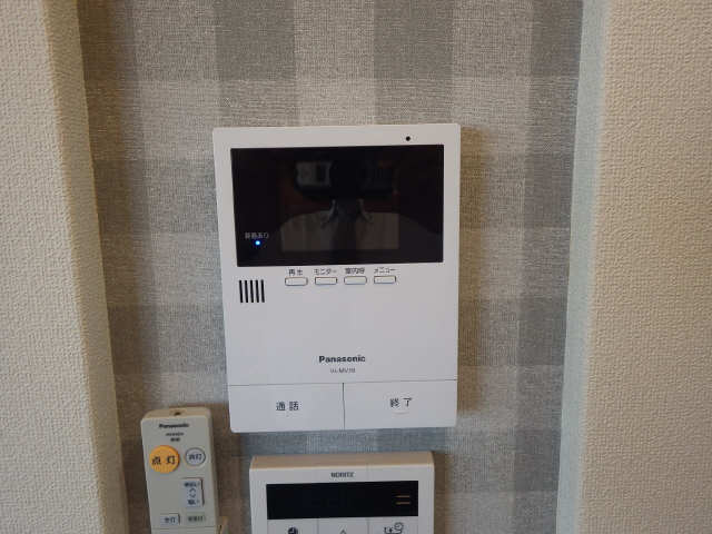 モニター付きインターホン