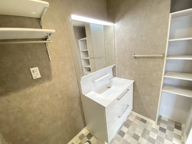 シャンプードレッサー